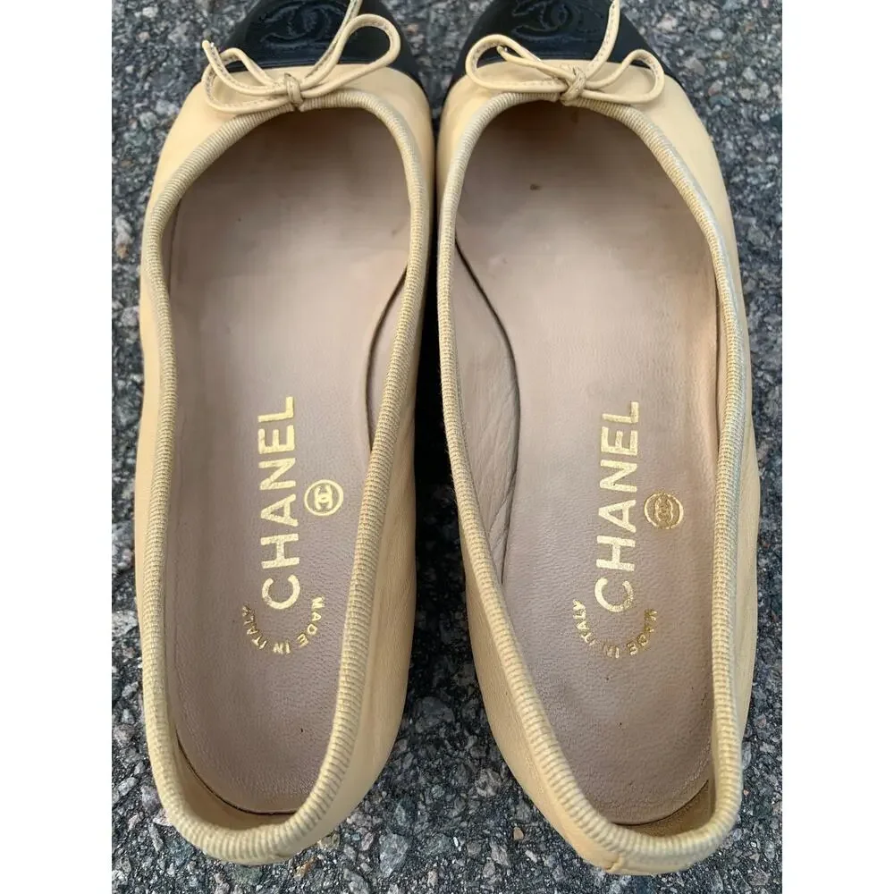 Authentic Chanel Lambskin Leather Ballet Flats EU 36 Two Tone Beige Black CC Tan